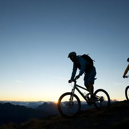 ゲストハウス Alt Paznaun イシュグル