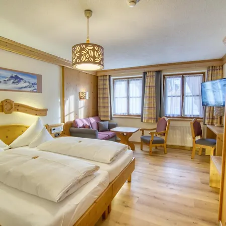 Alt Paznaun 3* イシュグル