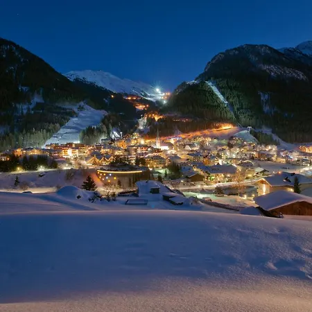 Alt Paznaun Konukevi 3*